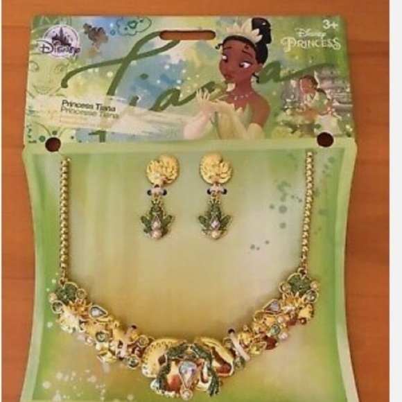 NWT-DISNEY-PRINCESS TIANA NIGHTGOWN & JEWELRY-SIZE 2T - Picture 3 of 7